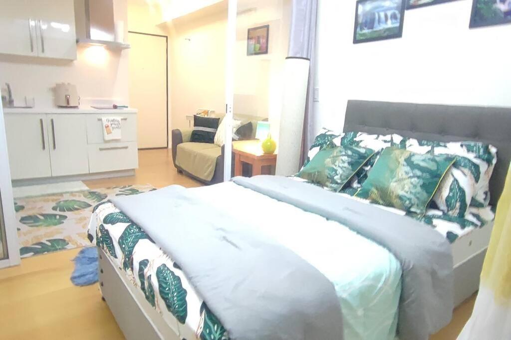 Aveline Suites Elite Rockwell View Acqua Private Residences Near Rockwell Makati Manila Esterno foto